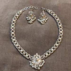 Bollywood Indian necklace and earrings set